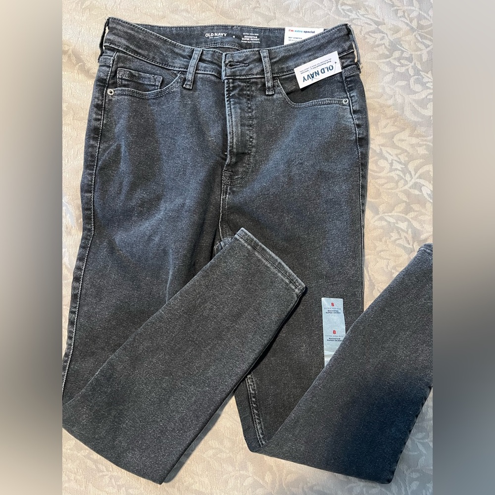 Old Navy skinny jeans NWT
